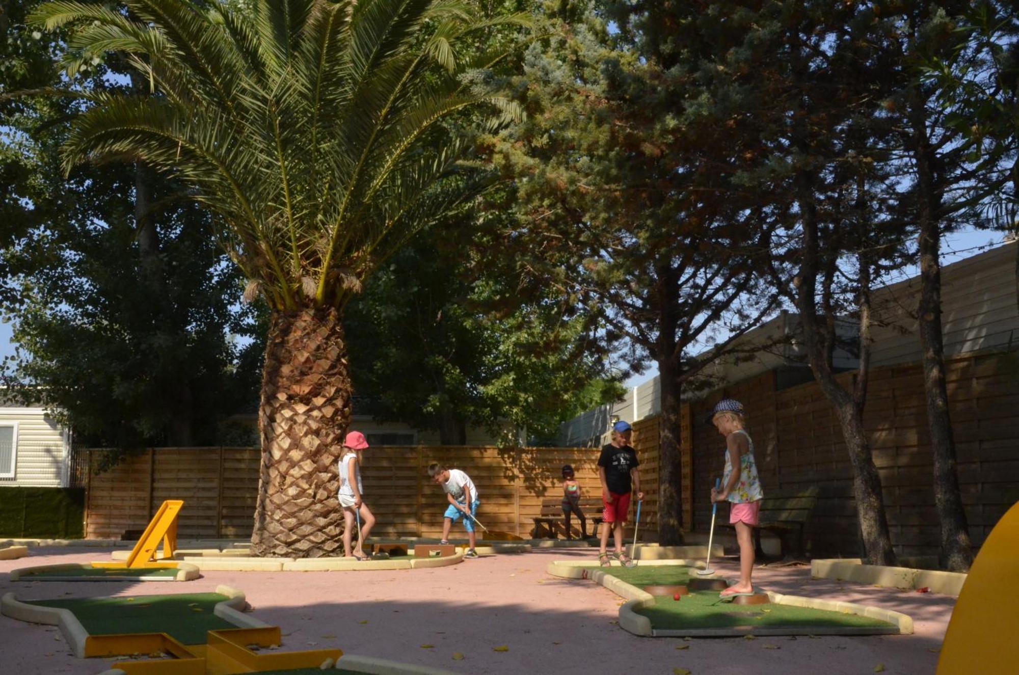 Camping L'Eden Le Grau-du-Roi Buitenkant foto